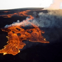 10 Surprising Facts About the 1984 Mauna Loa Eruption